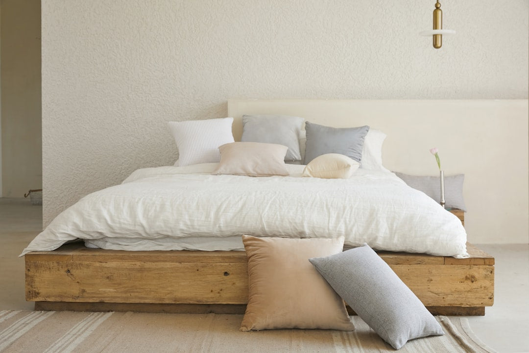 Layering for Ultimate Year-Round Bedroom Comfort